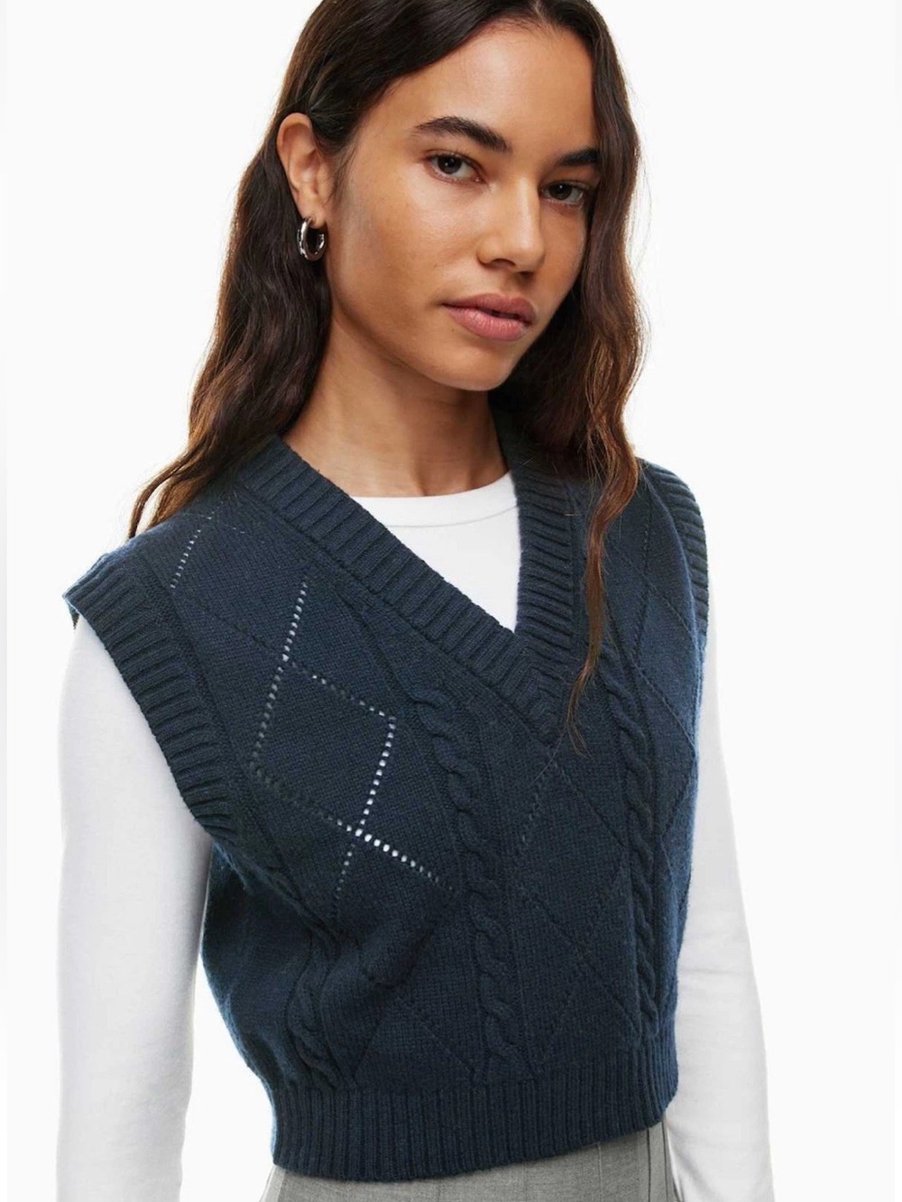 Aritiza Sunday Best Women's Size Medium Winston‎ Sweater Vest Dark Green V-Neck